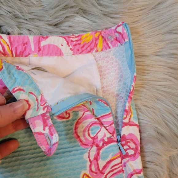 Lilly Pulitzer Bright Floral Cotton Shorts Size 4 - Picture 4 of 7